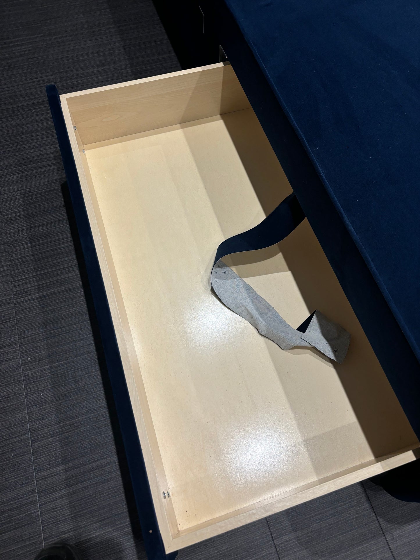 Harrison Spinks Yorkshire Pocket Sprung 4”6 Double Storage Divan Bases RRP £1299
