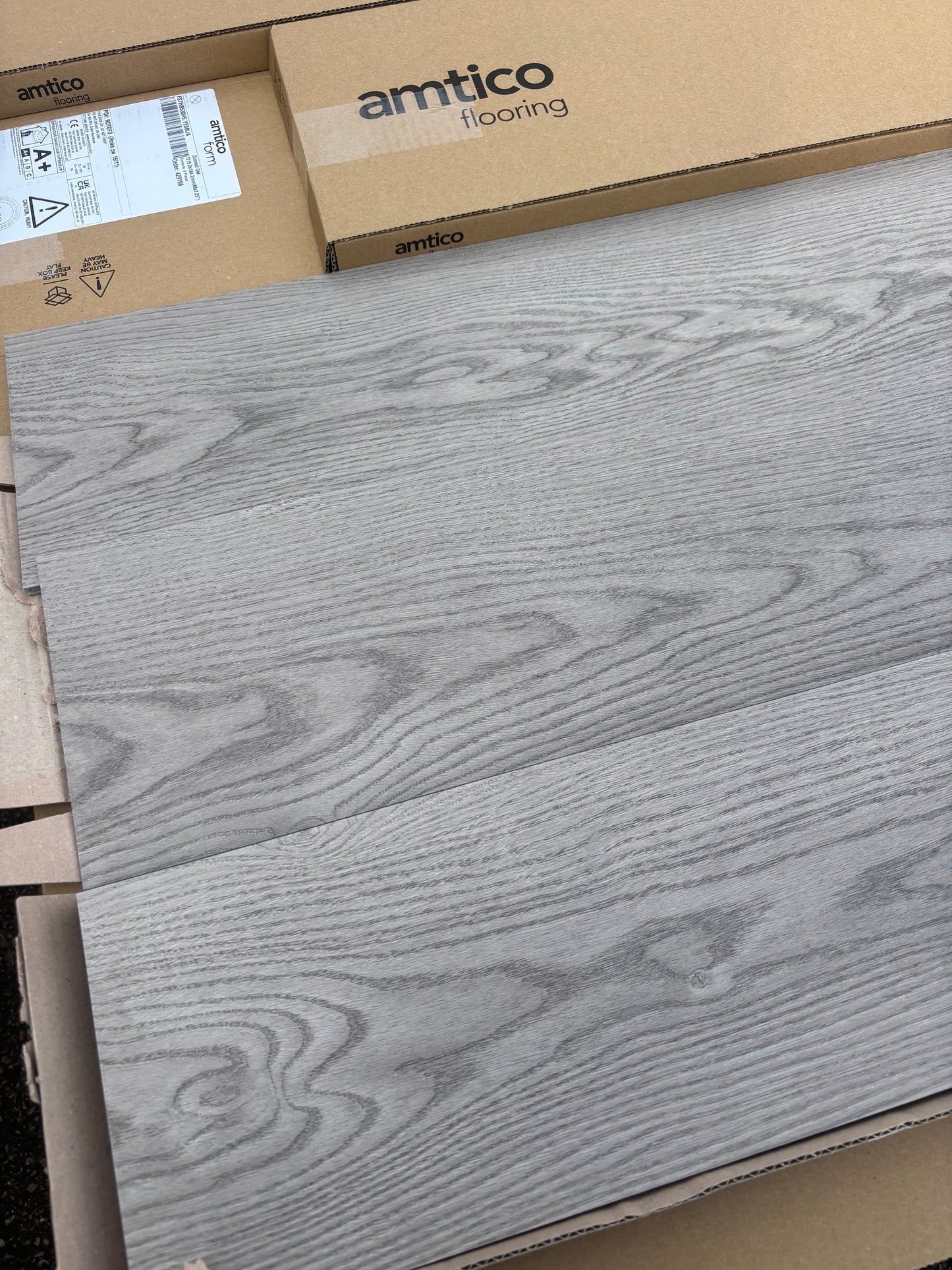 Luxury Amtico Barrel Oak Grey LVT Flooring Form Range RRP £64 Per SQM
