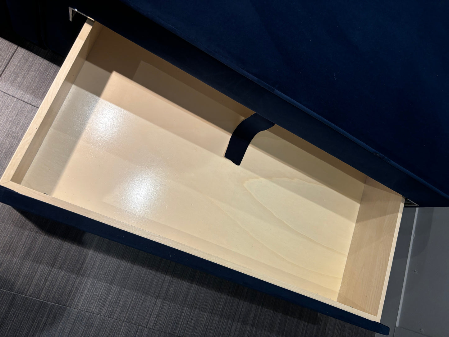 Harrison Spinks Yorkshire Pocket Sprung 4”6 Double Storage Divan Bases RRP £1299