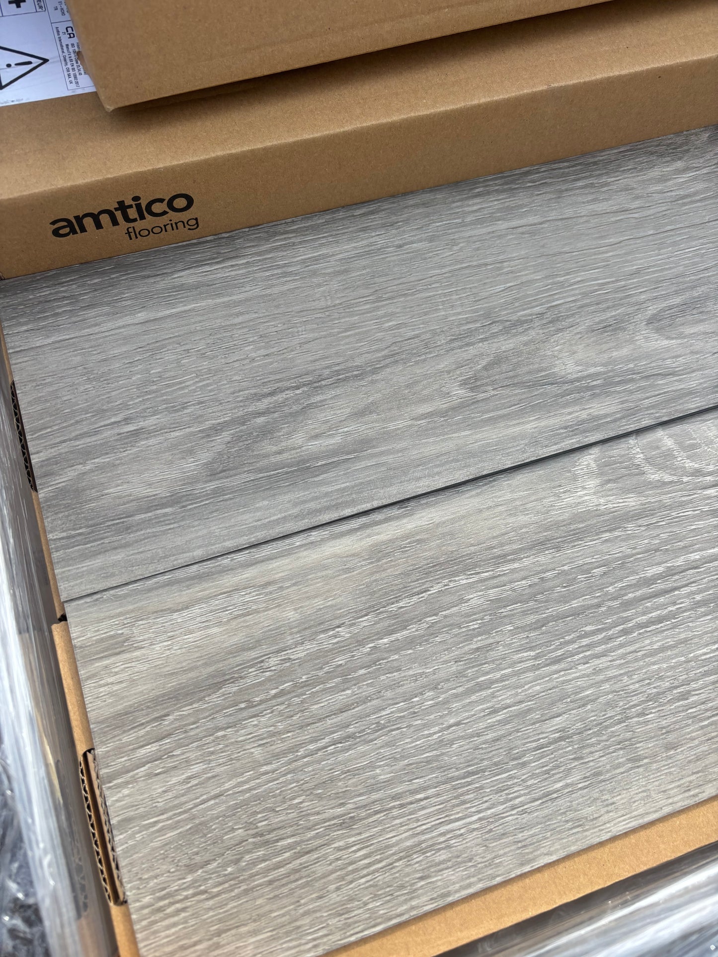 Luxury Amtico Kalmar Oak LVT Flooring RRP £64 Per SQM