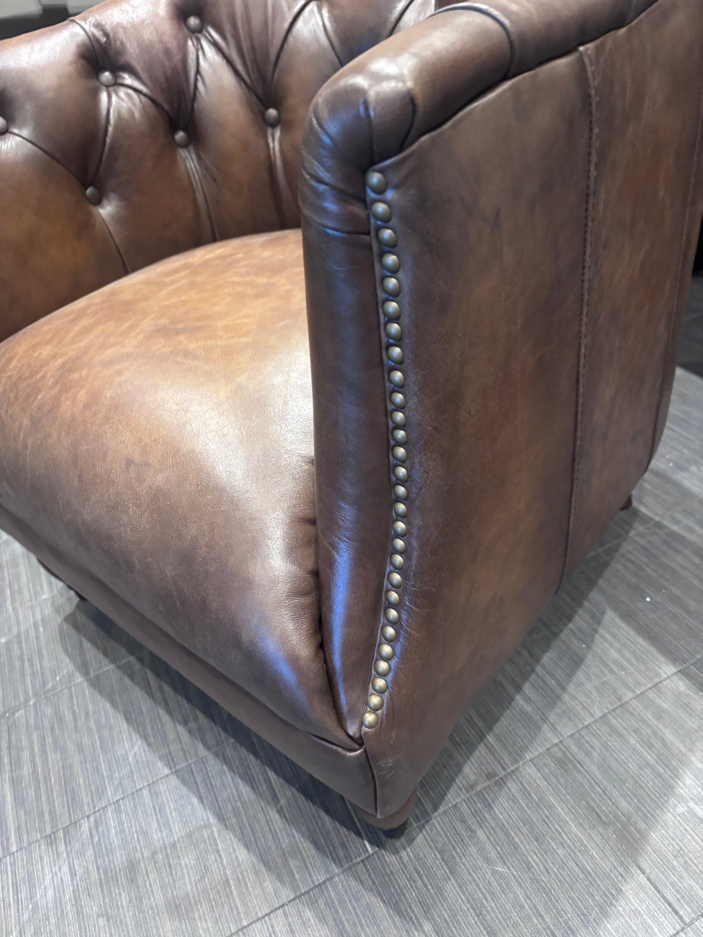 Brand New At The Helm Henson Real Leather Chesterfield Tub Chair RRP £1495
