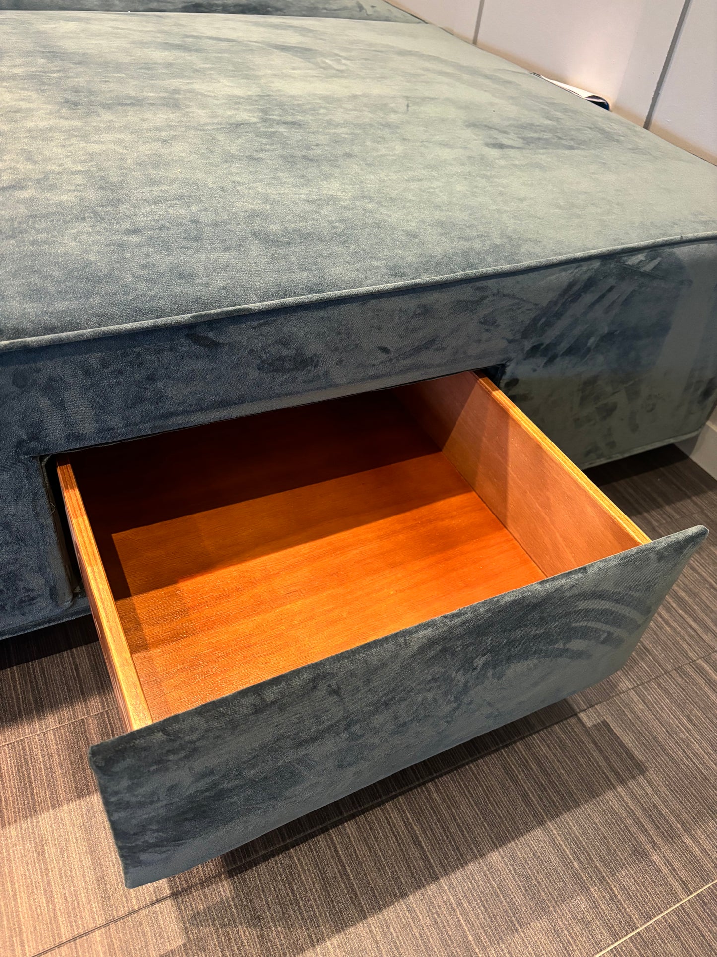 Vispring Prestige Super King Drawer Divan Bases Velvet RRP £4500