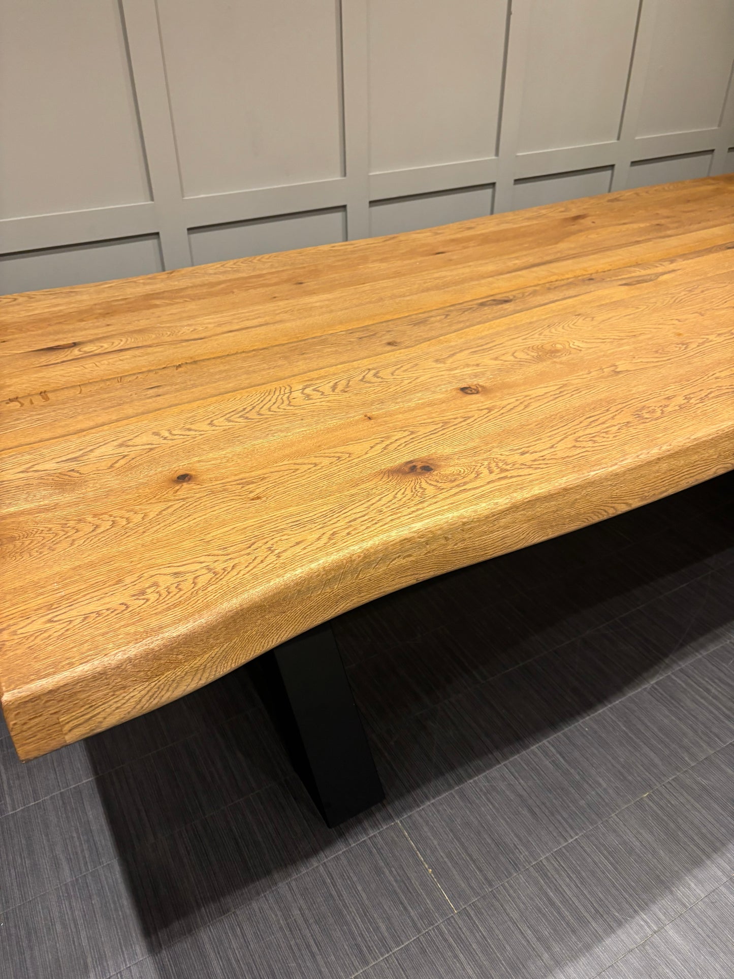 Stunning Solid Oak Bodhal Wavy Edge 2.8m Oak Table RRP £3699