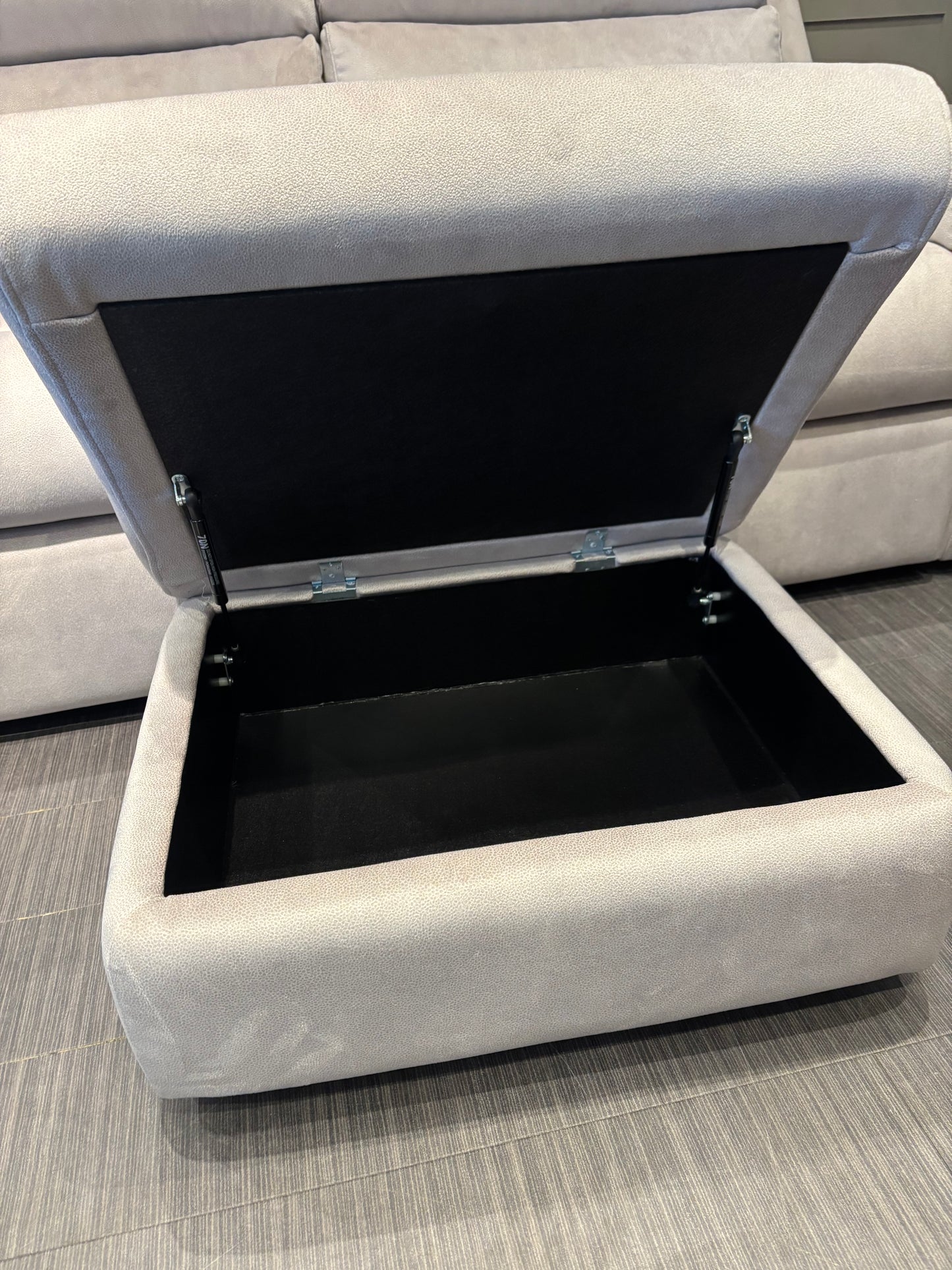 G Plan THORNBURY Seater Power Recliner / Power Headrest Sofa + Footstool RRP £5295