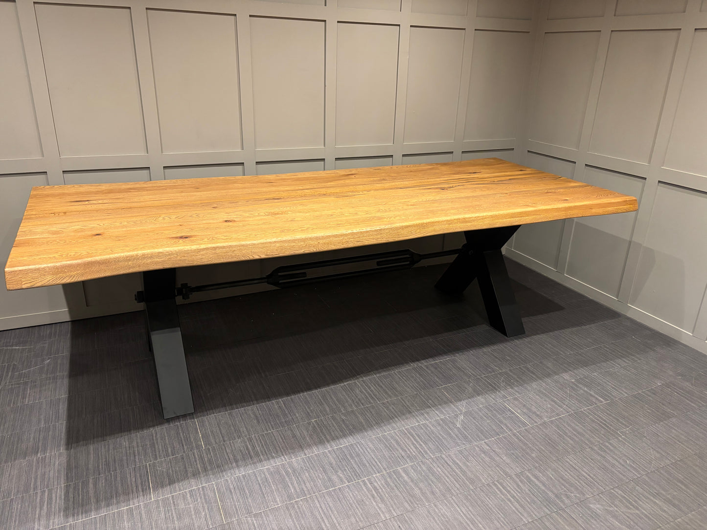 Stunning Solid Oak Bodhal Wavy Edge 2.8m Oak Table RRP £3699