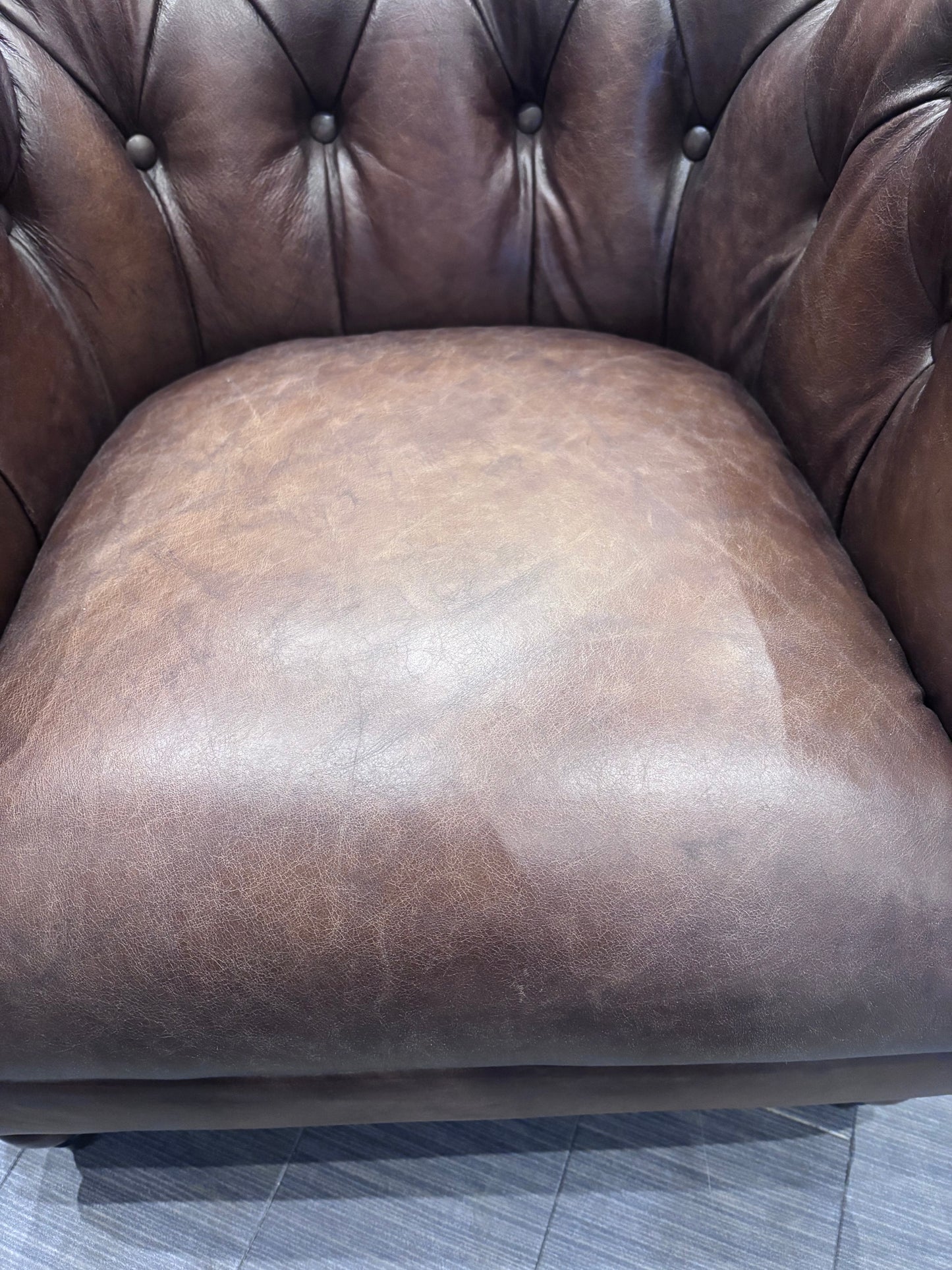 Brand New At The Helm Henson Real Leather Chesterfield Tub Chair RRP £1495