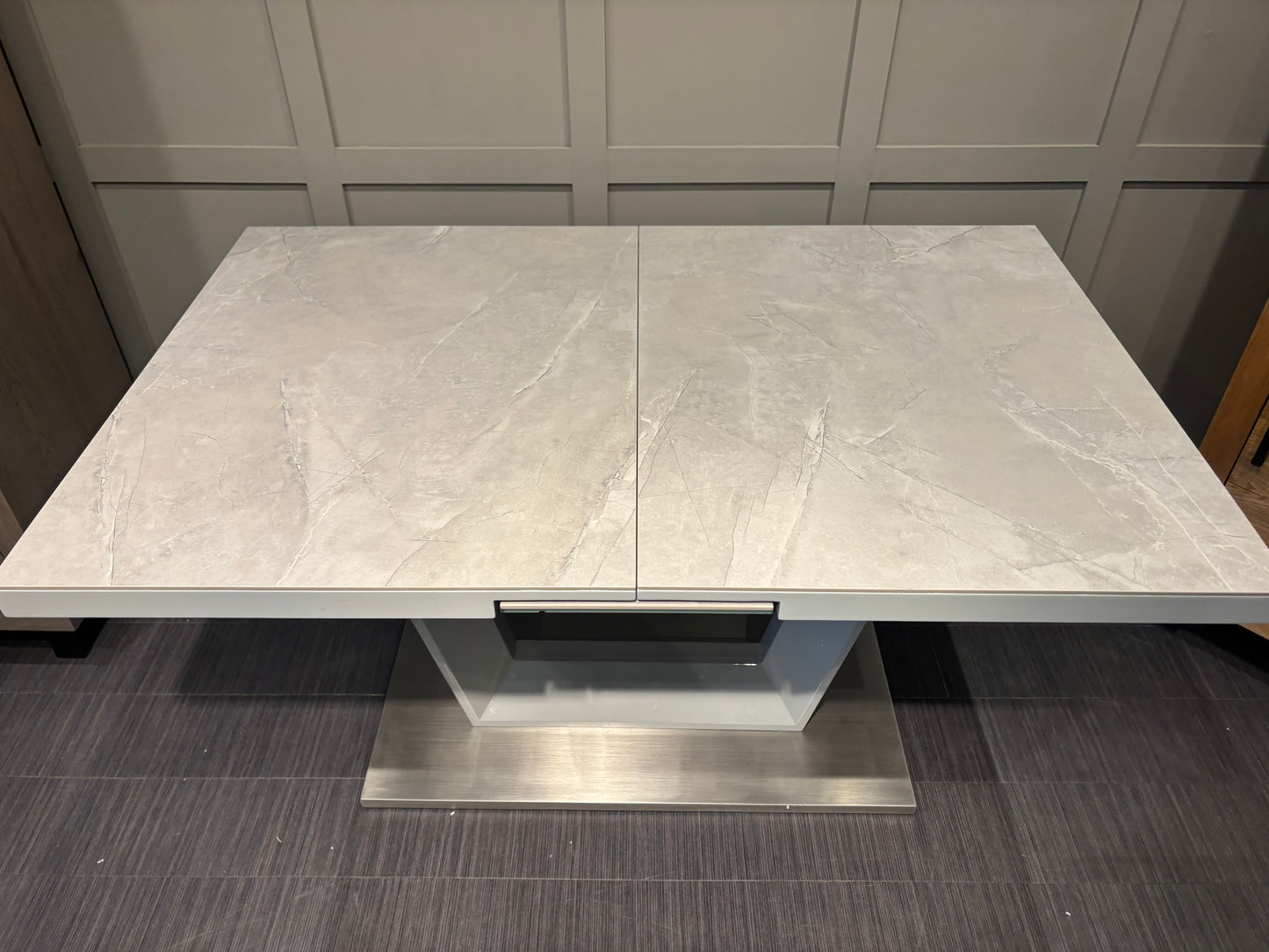 Stunning Large Extendable Grey Ceramic Dining Table RRP £1569
