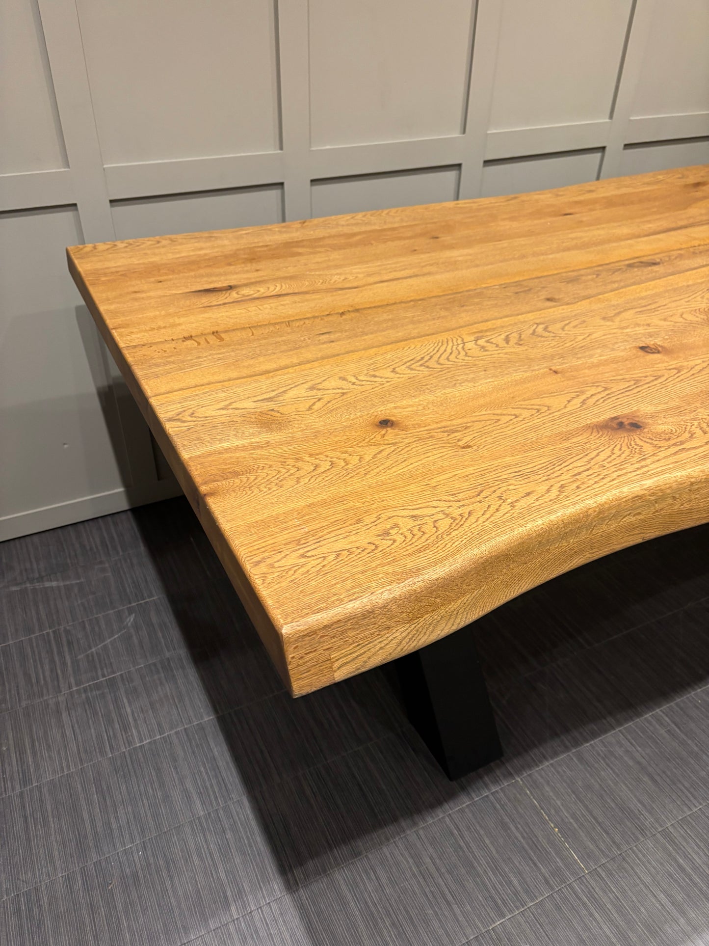 Stunning Solid Oak Bodhal Wavy Edge 2.8m Oak Table RRP £3699