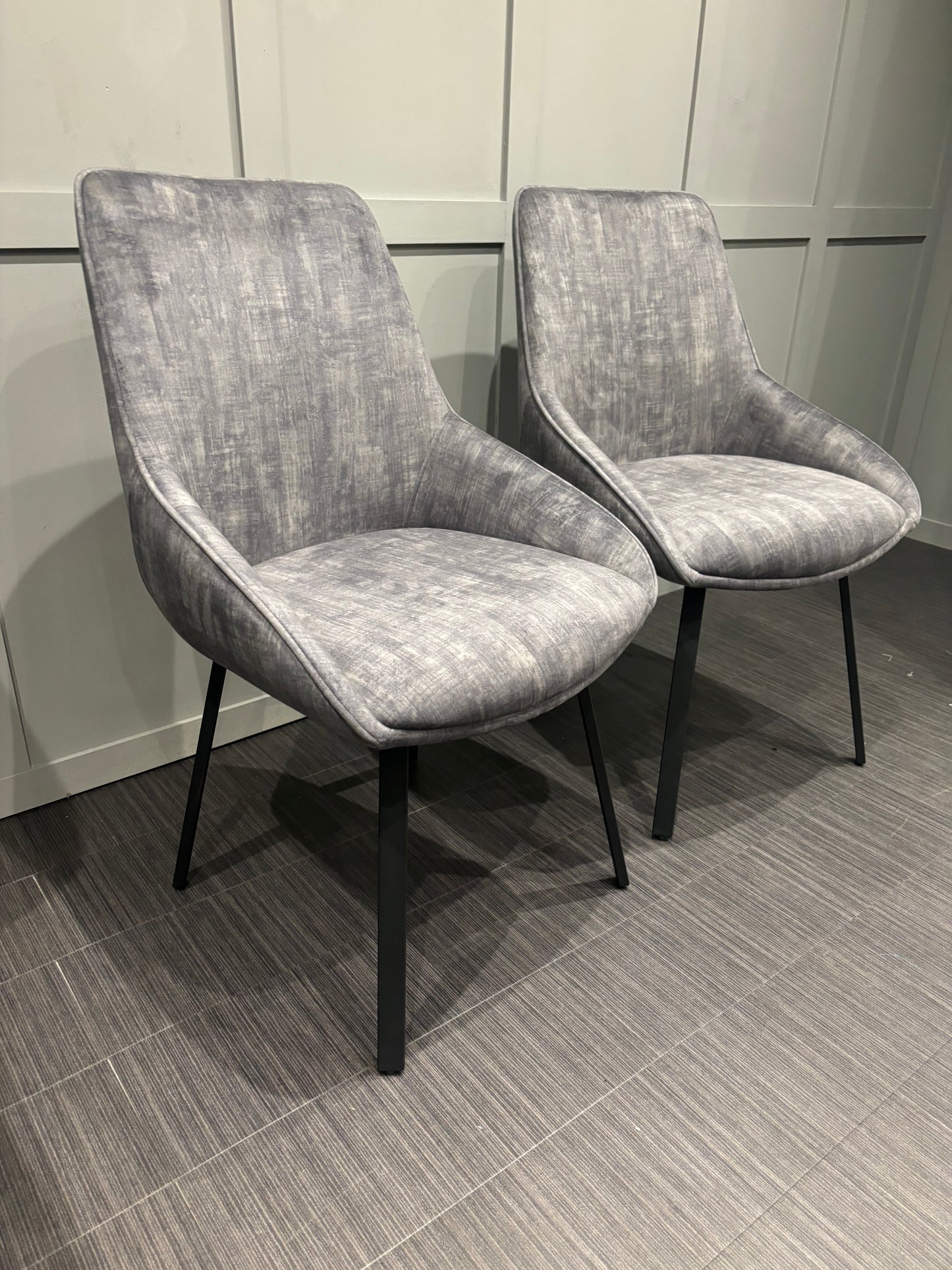 Brand New High Street Branded Swivel Dining Chairs x 2 RRP £299