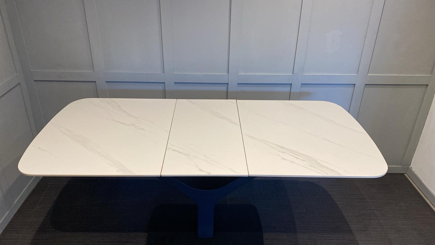 Major High Street Brand Large White Extendable Ceramic Table RRP £995