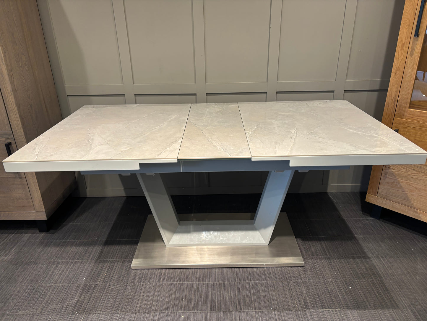 Stunning Large Extendable Grey Ceramic Dining Table RRP £1569