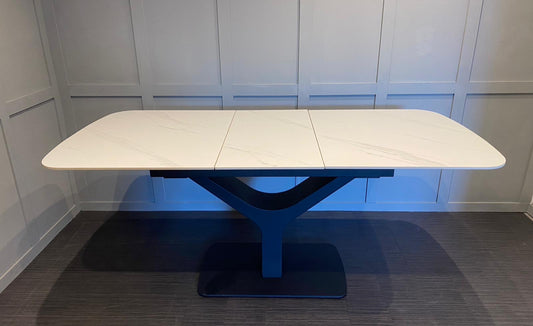 Major High Street Brand Large White Extendable Ceramic Table RRP £995